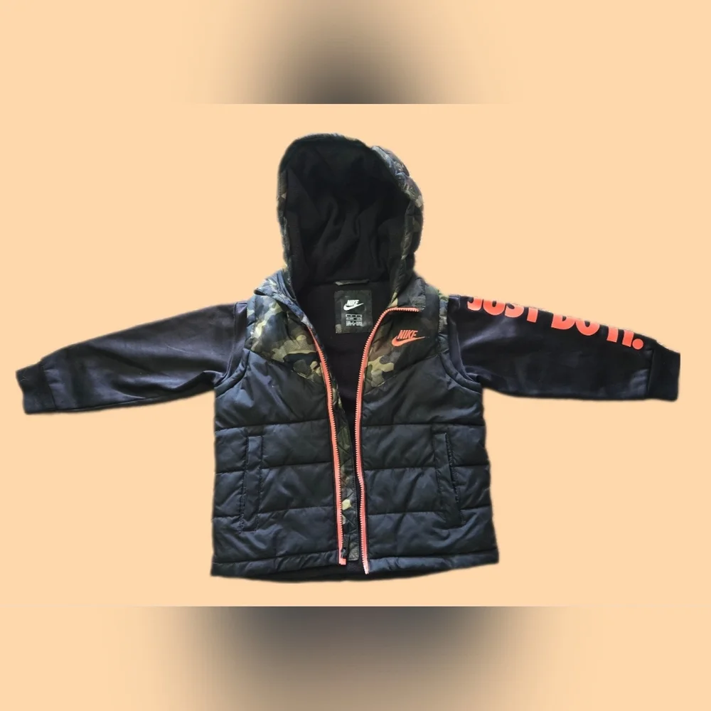 Nike Youth Puffer‎ Jacket Vest Hoodie Camo Black Green Kids Size Medium